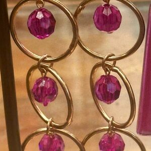 Vintage Gold and Purple Dangle costume Jewelery Earring’s